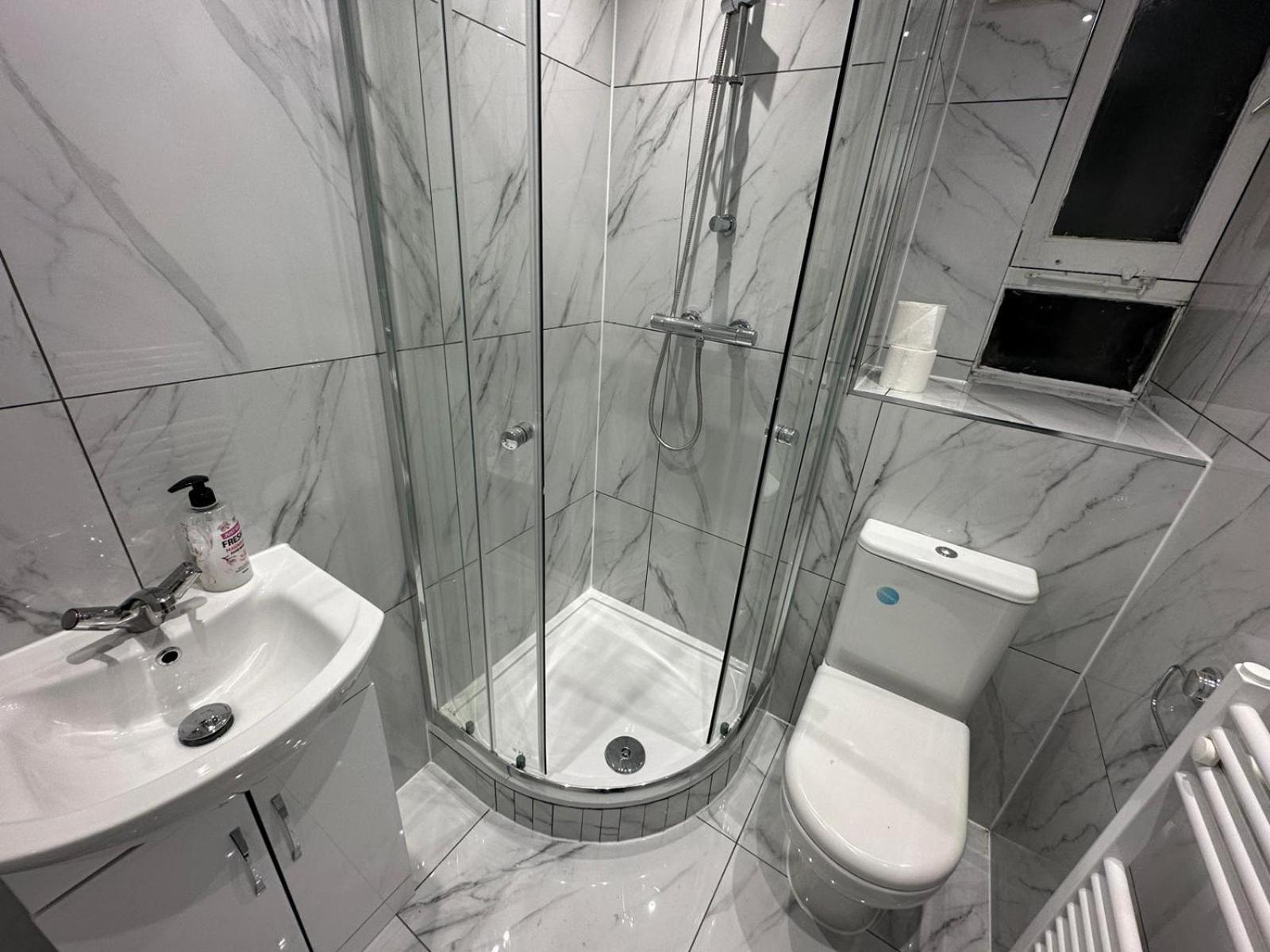 3 Bedroom King Cross Station City Centre London Ngoại thất bức ảnh